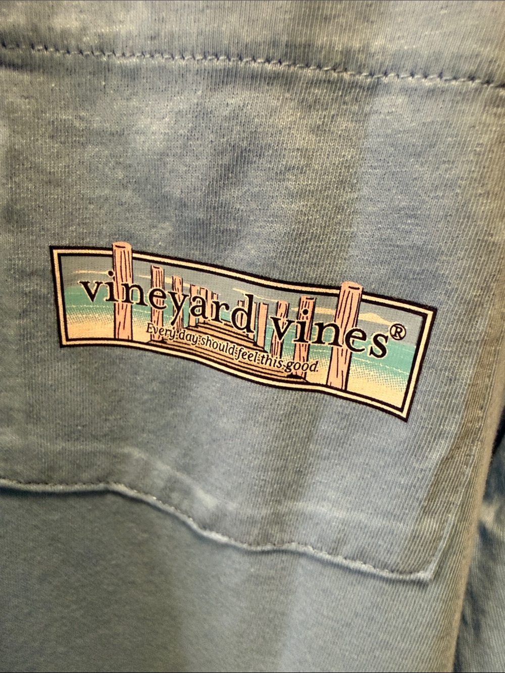 Vineyard Vines Men’s Long-Sleeve Pocket Tee in Sky Blue - Picture 2 of 6
